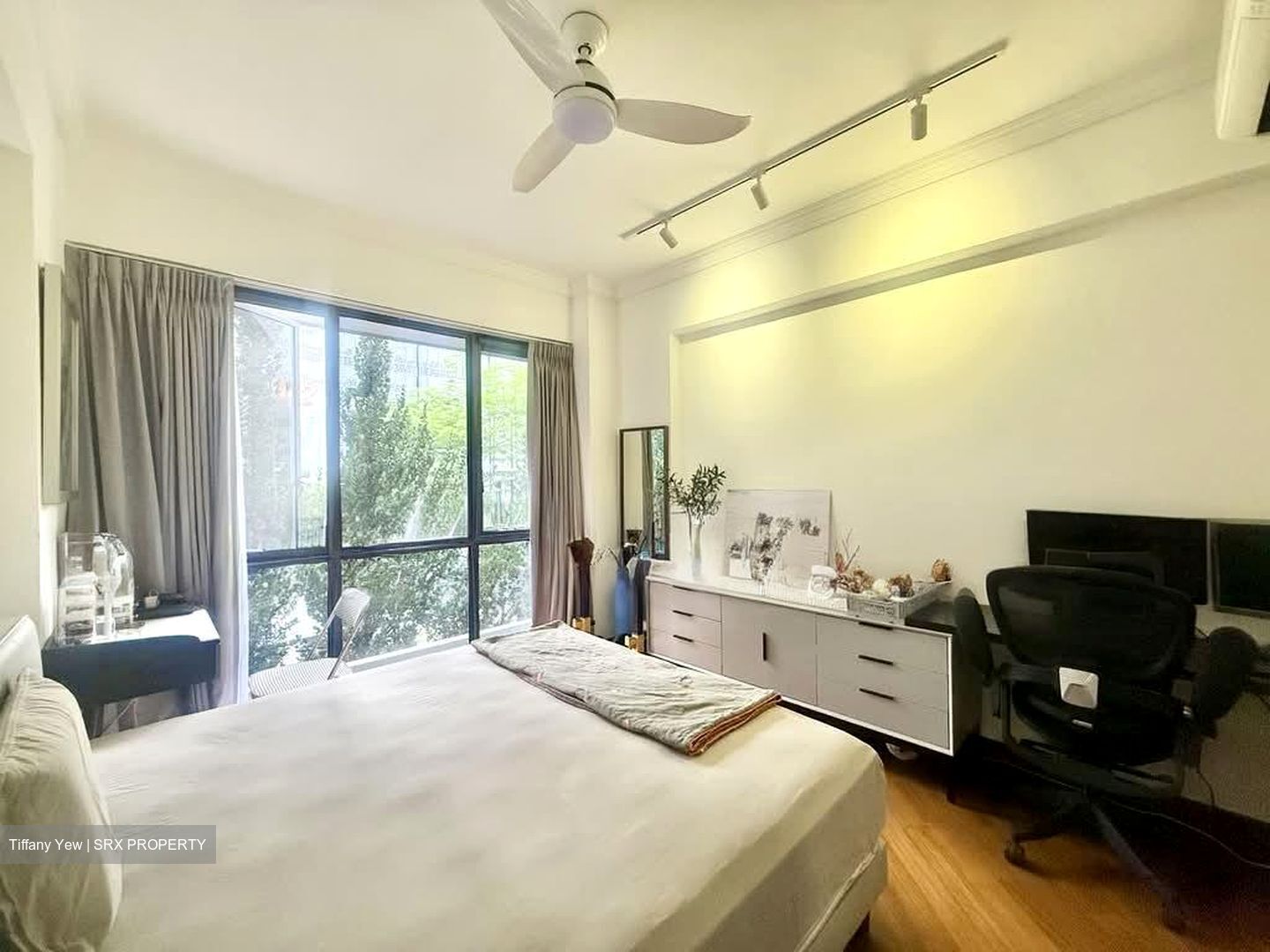 Glendale Park (D23), Condominium #549980541